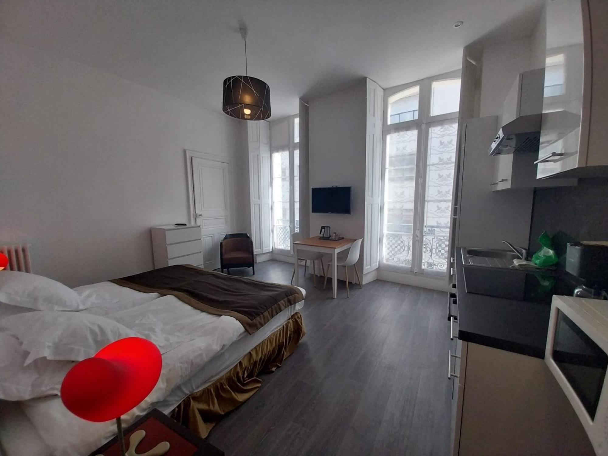 Aparthotel Royal Luchon Bagnères-de-Luchon Zewnętrze zdjęcie